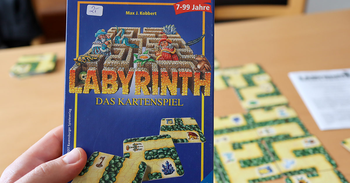 Mehr über den Artikel erfahren LABYRINTH – Das Kartenspiel